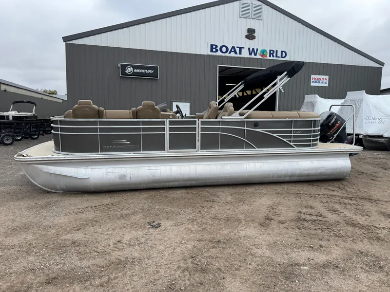 Slide: The Image of Bennington 2250 GSR Pontoon 2016 - 33