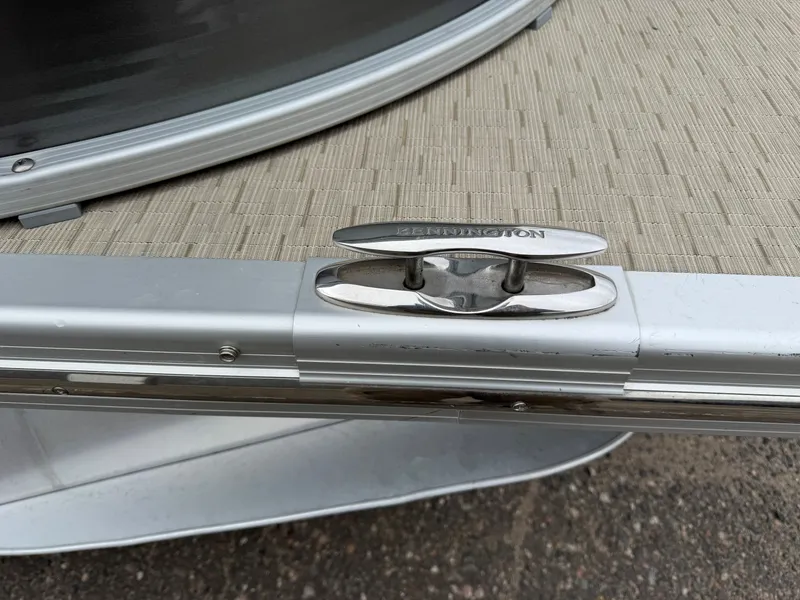 Slide: The Image of Bennington 2250 GSR Pontoon 2016 - 45
