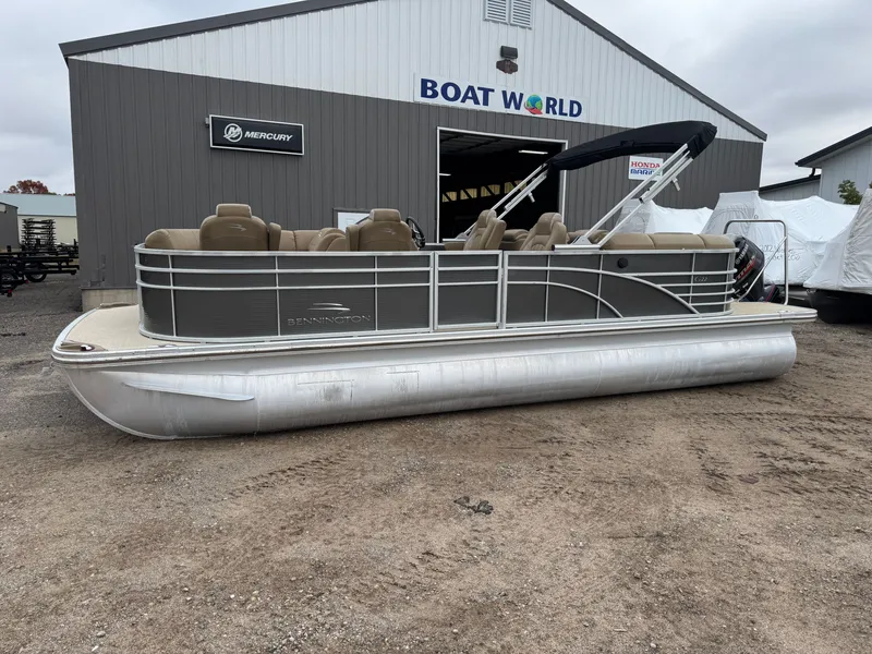Slide: The Image of Bennington 2250 GSR Pontoon 2016 - 49