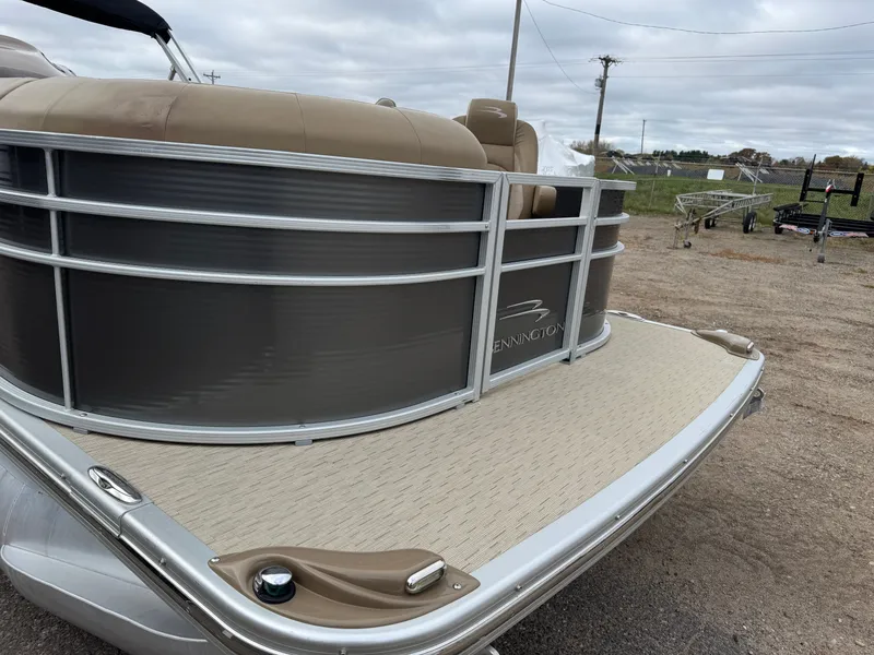 Slide: The Image of Bennington 2250 GSR Pontoon 2016 - 63