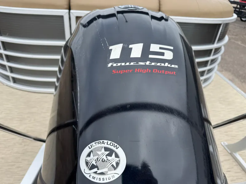 Slide: The Image of Bennington 2250 GSR Pontoon 2016 - 66