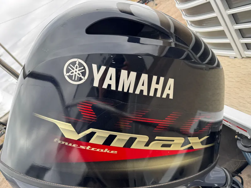 Slide: The Image of Bennington 2250 GSR Pontoon 2016 - 67