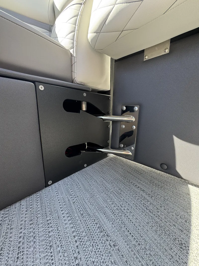 Slide: The Image of Sweetwater Monaco MC 235 ULC 2026 - 23