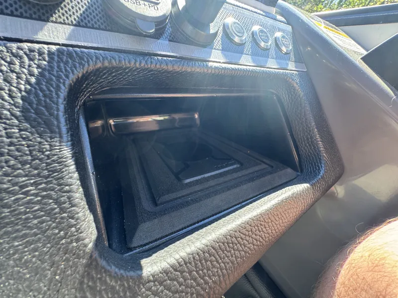 Slide: The Image of Sweetwater Monaco MC 235 ULC 2026 - 41