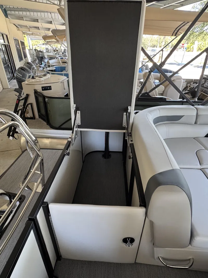 Slide: The Image of Sweetwater SW2086CSE 2026 - 14