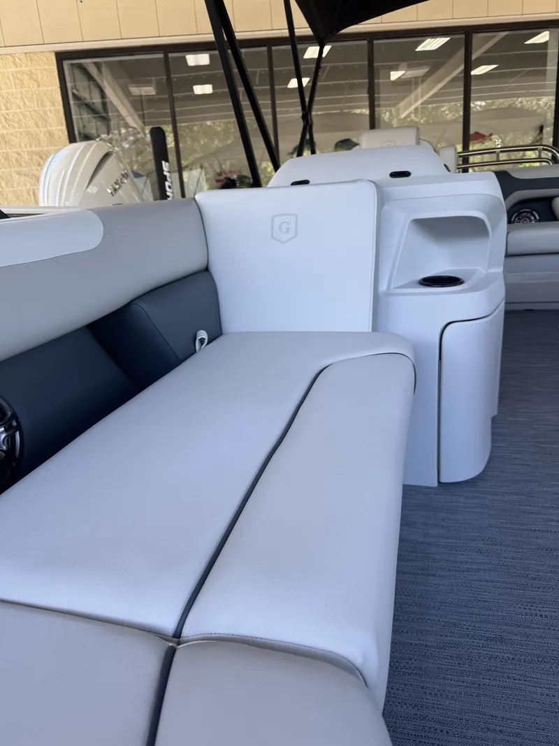 Slide: The Image of Sweetwater SW2086CSE 2026 - 29