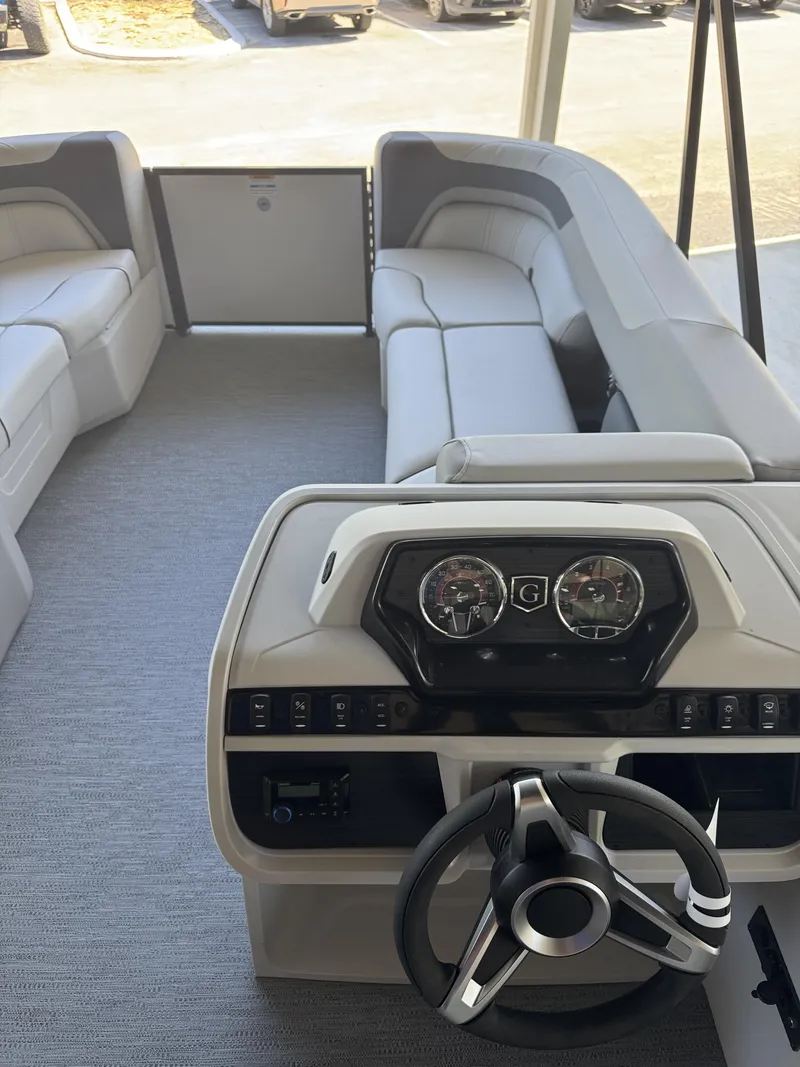 Slide: The Image of Sweetwater SW2086CSE 2026 - 3