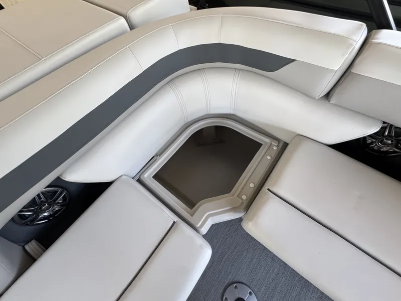 Slide: The Image of Sweetwater SW2086CSE 2026 - 36