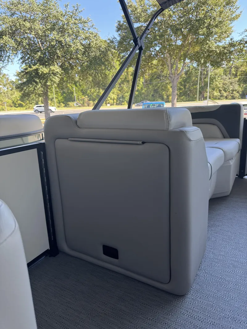 Slide: The Image of Sweetwater SW2086CSE 2026 - 39