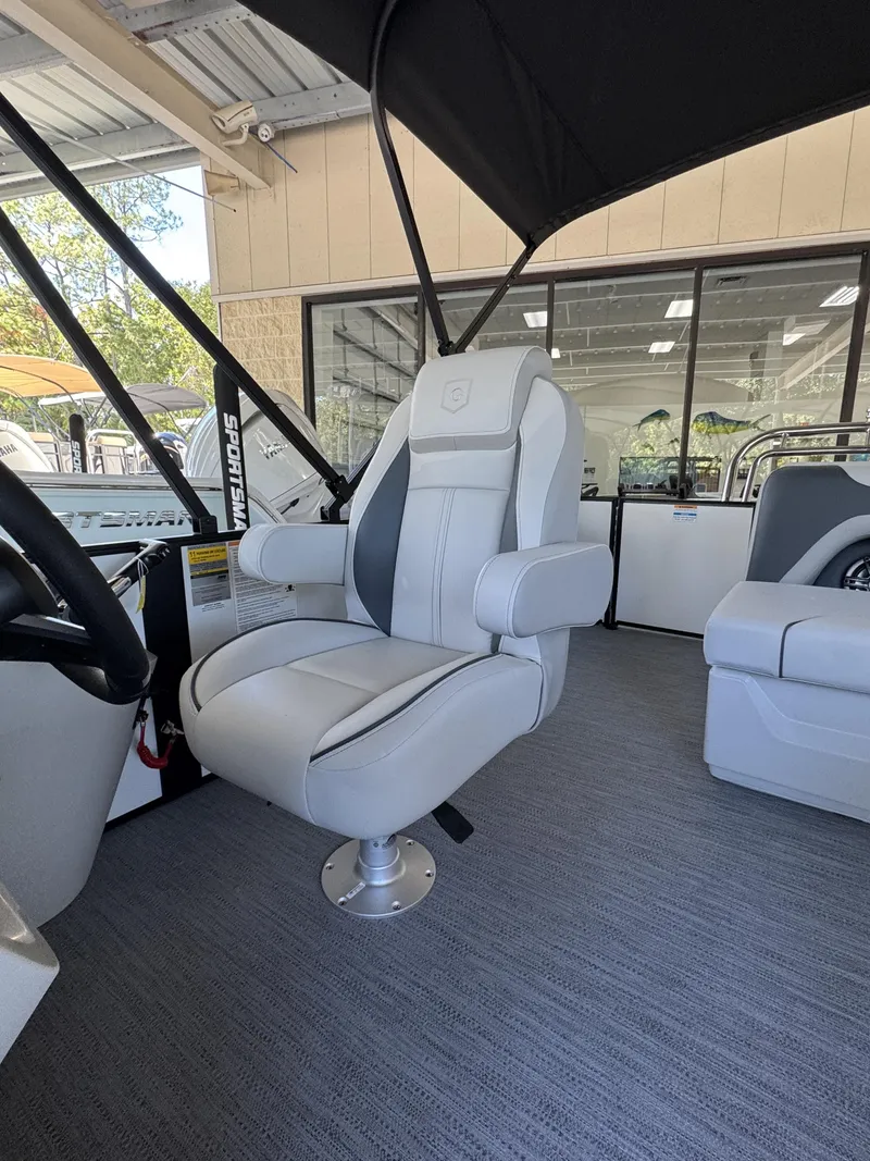 Slide: The Image of Sweetwater SW2086CSE 2026 - 45