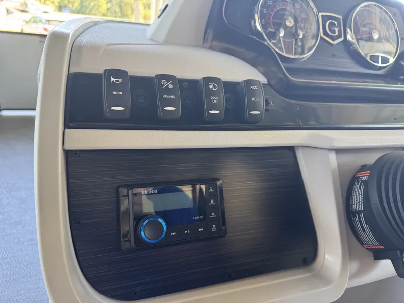 Slide: The Image of Sweetwater SW2086CSE 2026 - 49