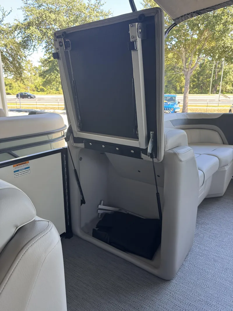 Slide: The Image of Sweetwater SW2086CSE 2026 - 8