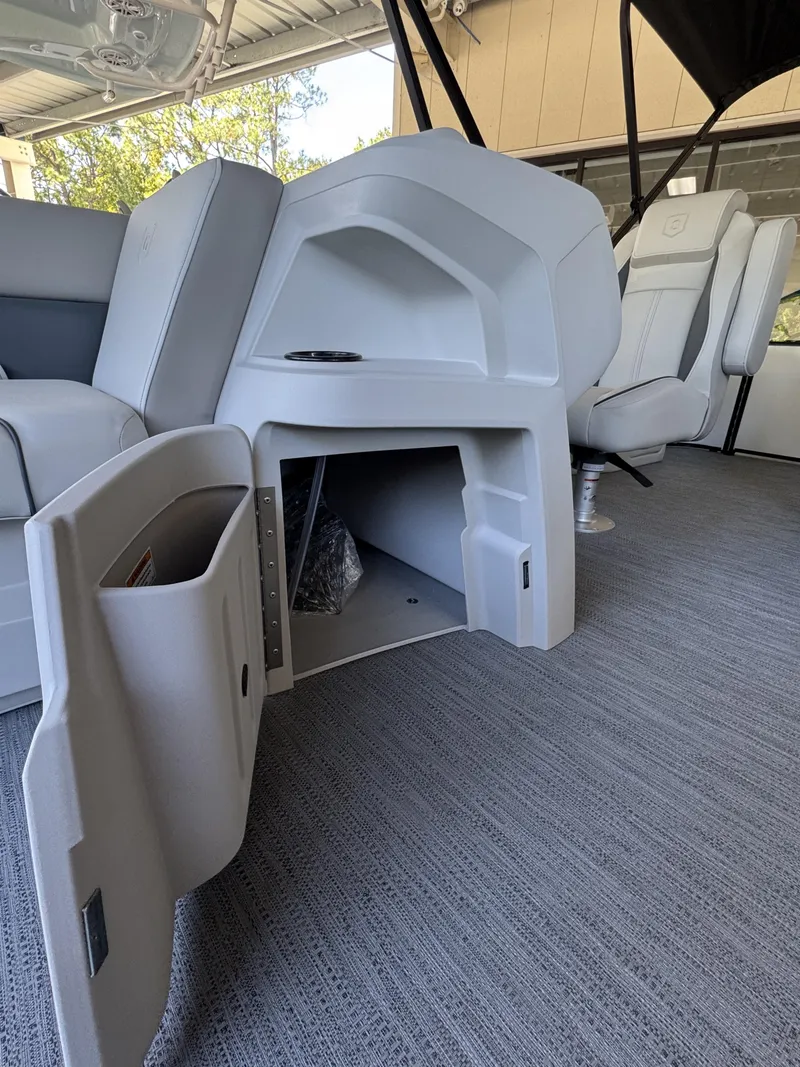 Slide: The Image of Sweetwater SW2086CSE 2026 - 9