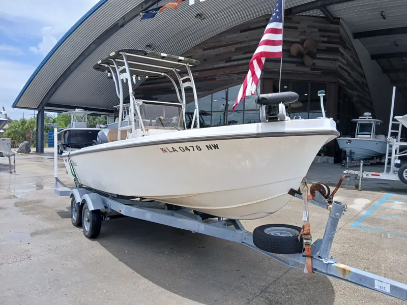 Slide: The Image of Mako 20 Center Console 1973 - 3