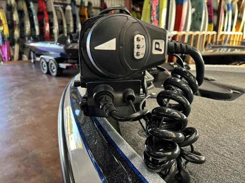 Slide: The Image of Skeeter FXR21 DUAL CONSOLE 2025 - 18