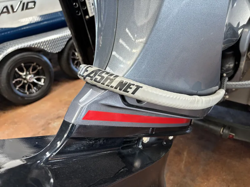 Slide: The Image of Skeeter FXR21 DUAL CONSOLE 2025 - 24