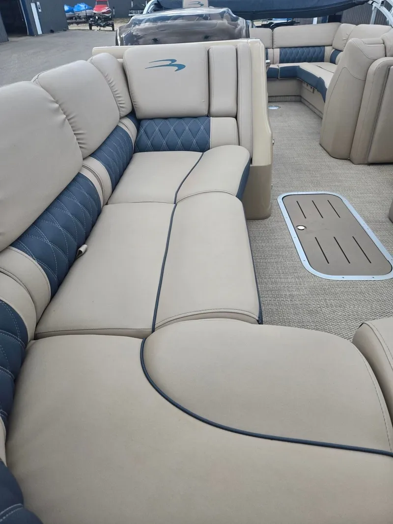 Slide: The Image of Bennington 25QCL ESP TRI 2018 - 6