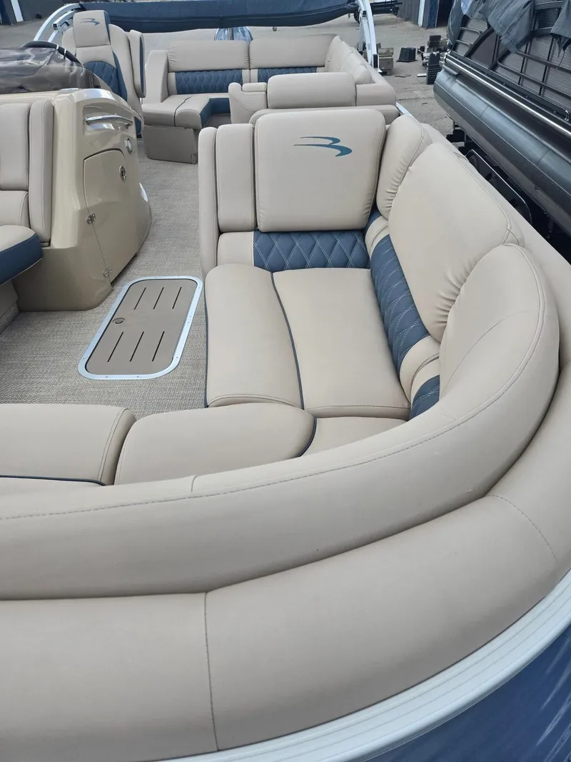 Slide: The Image of Bennington 25QCL ESP TRI 2018 - 7