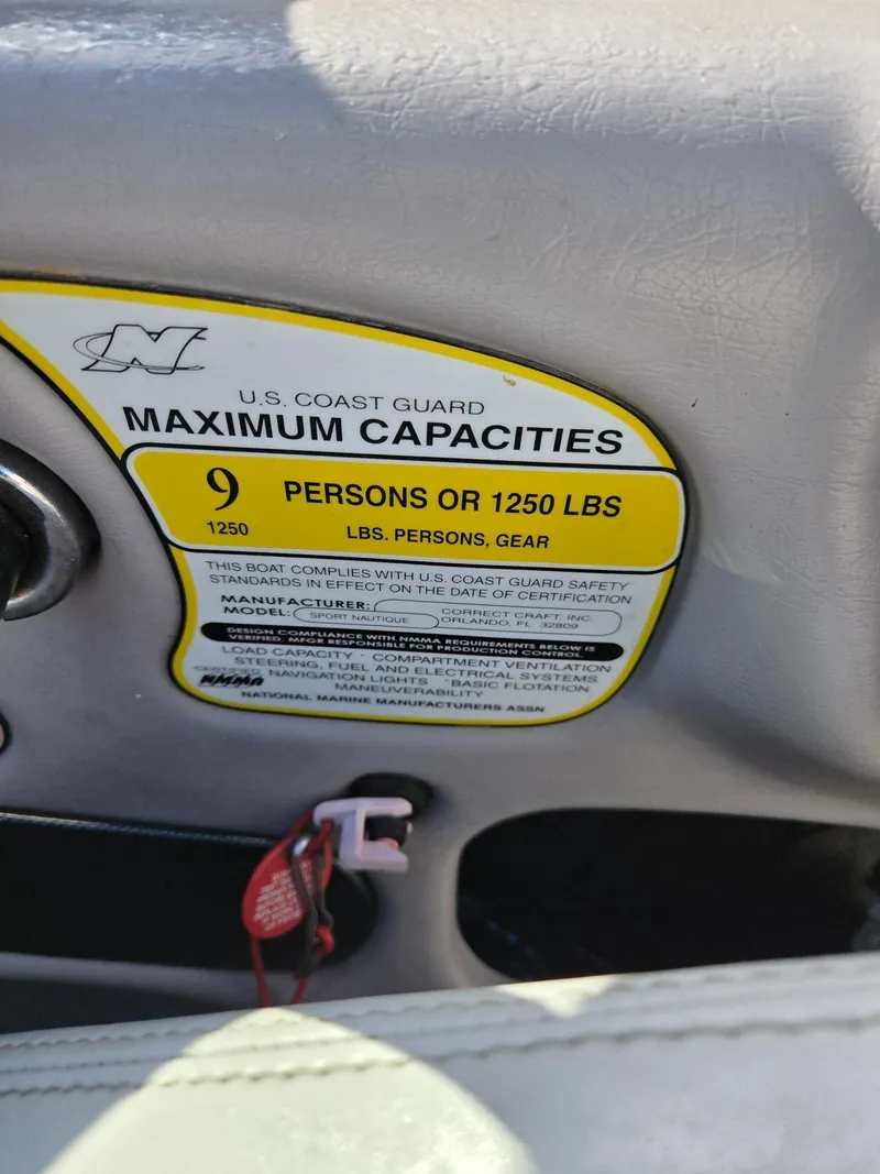 Slide: The Image of Nautique Ski 2001 - 10