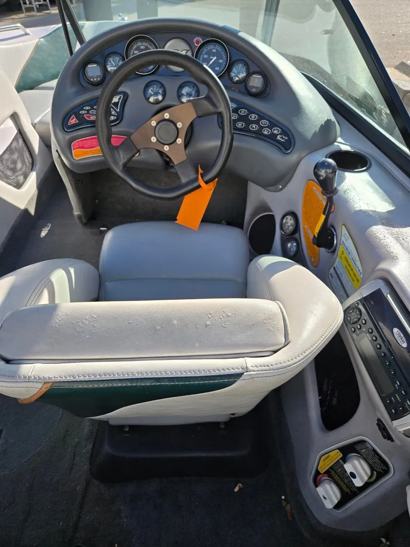 Slide: The Image of Nautique Ski 2001 - 11