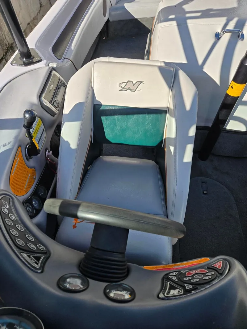 Slide: The Image of Nautique Ski 2001 - 13