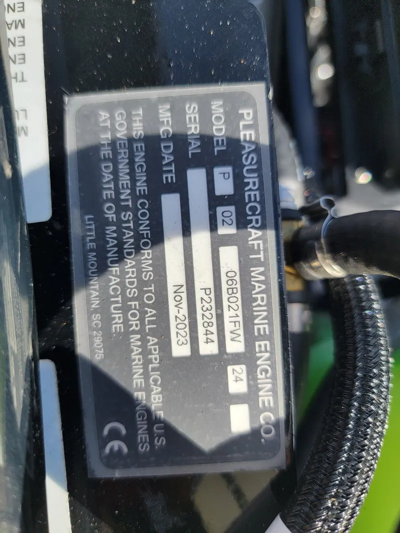 Slide: The Image of Nautique Ski Closed Bow 2024 - 12