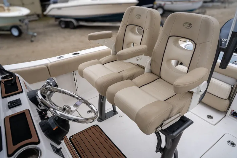 Slide: The Image of Sea Fox 266 Commander 2018 - 16