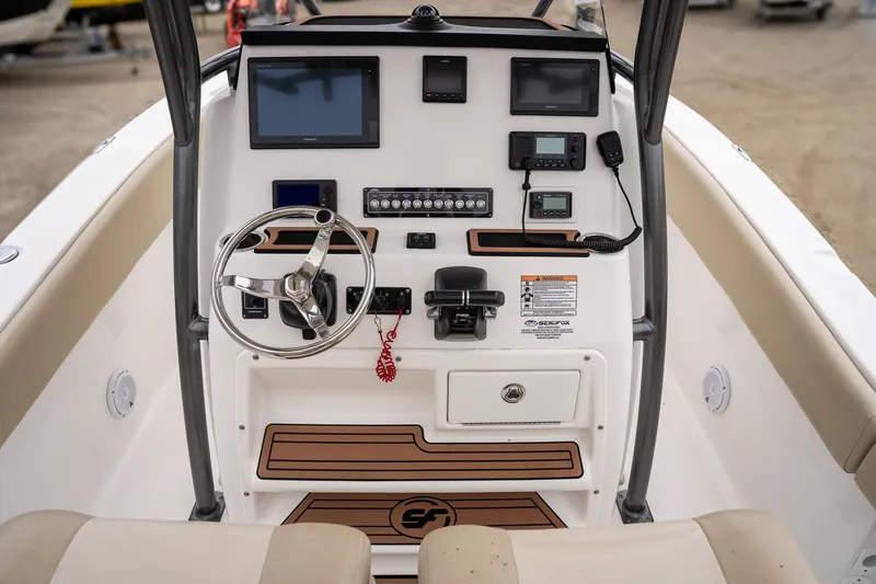 Slide: The Image of Sea Fox 266 Commander 2018 - 17