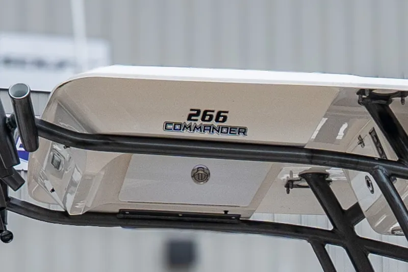 Slide: The Image of Sea Fox 266 Commander 2018 - 3