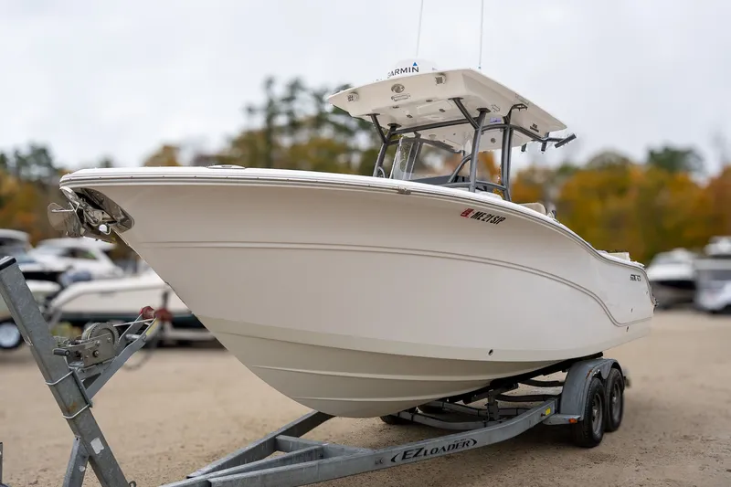 Slide: The Image of Sea Fox 266 Commander 2018 - 6