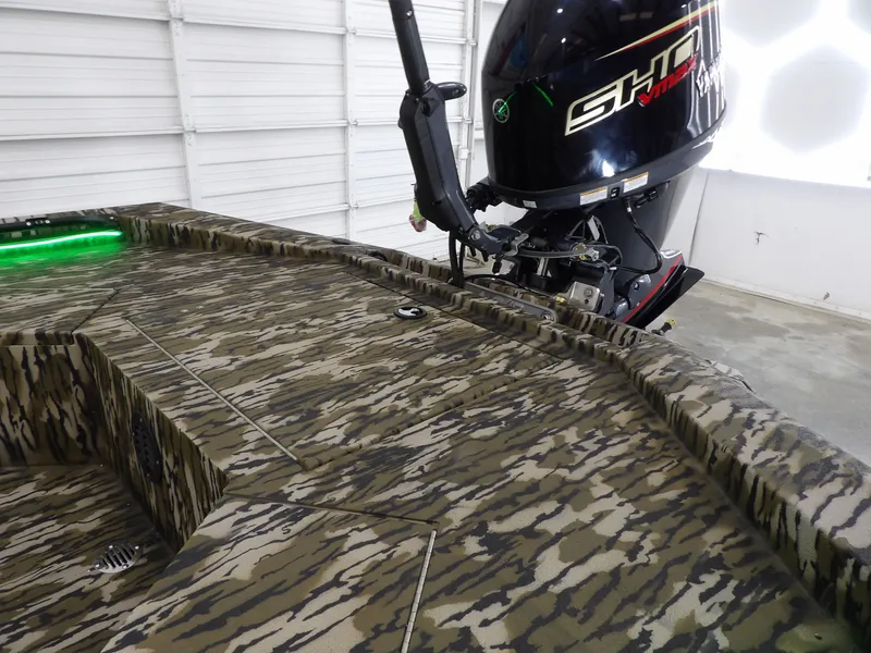 Slide: The Image of Avid 18 Commander 2026 - 20