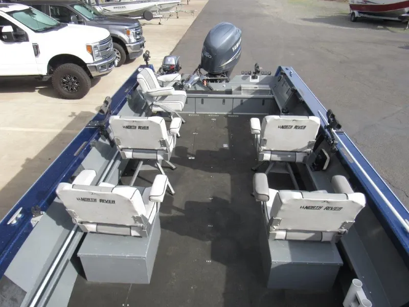 Slide: The Image of North River 21 Scout 2006 - 12