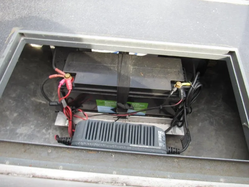 Slide: The Image of North River 21 Scout 2006 - 13