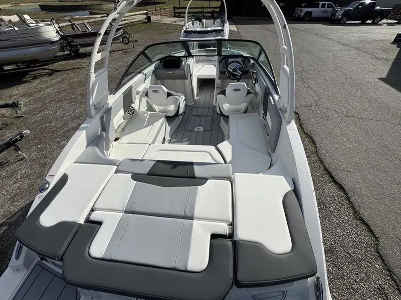 Slide: The Image of Chaparral 23 SSi 2026 - 5