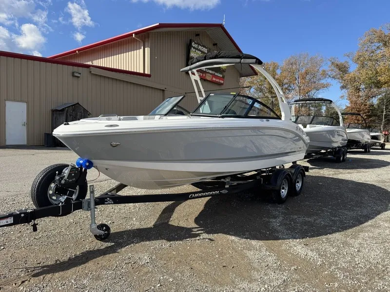 Slide: The Image of Chaparral 21 SSi 2026 - 5