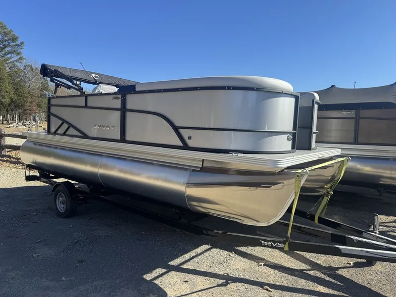 The Image of Crest CONQUEST SE 200 2026 - 0