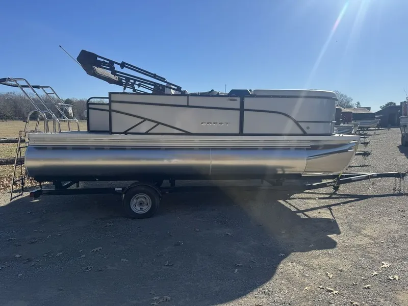 Slide: The Image of Crest CONQUEST SE 200 2026 - 4