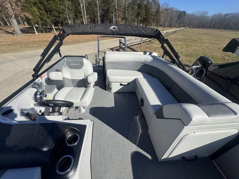 Slide: The Image of Crest CONQUEST SE 200 2026 - 7