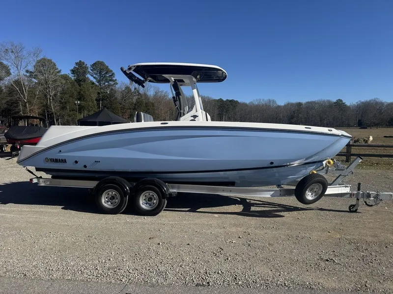 Slide: The Image of Yamaha 255 FSH Sport H 2026 - 2