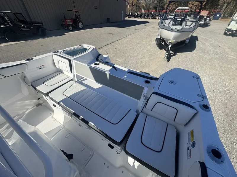 Slide: The Image of Yamaha 255 FSH Sport H 2026 - 8