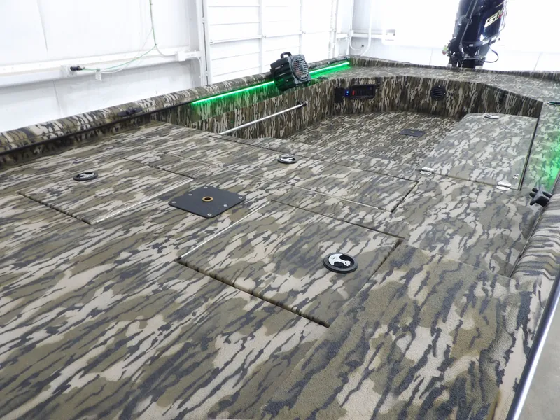 Slide: The Image of Avid 18 Commander 2026 - 17