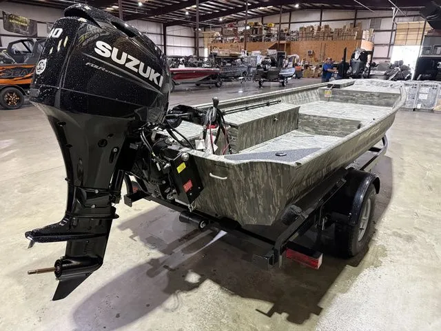 Slide: The Image of War Eagle 548LDV W/Suzuki 40 2026 - 4