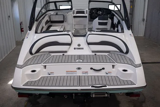 Slide: The Image of Yamaha AR195 2026 - 5