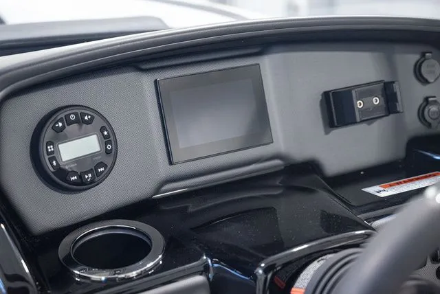 Slide: The Image of Yamaha AR195 2026 - 9