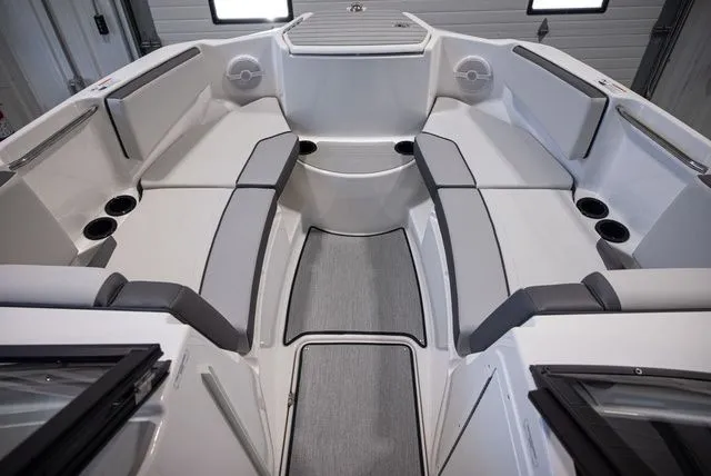 Slide: The Image of Yamaha AR220 2026 - 11