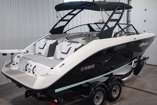 Slide: The Image of Yamaha AR220 2026 - 4