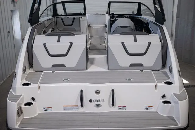 Slide: The Image of Yamaha AR220 2026 - 5