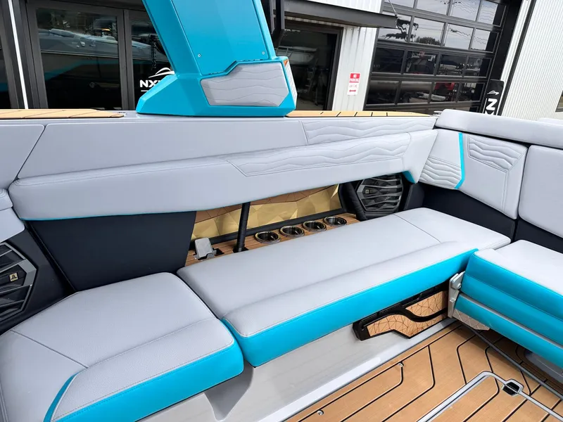 Slide: The Image of Nautique G25 2025 - 29