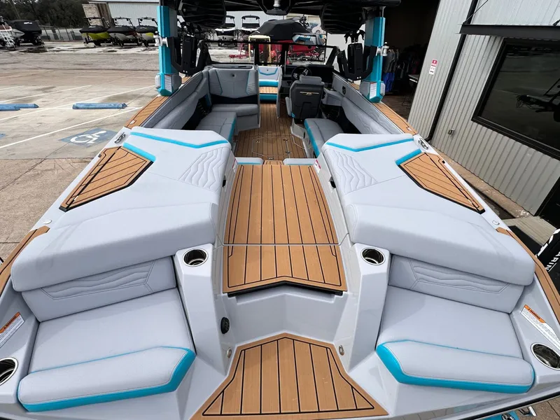 Slide: The Image of Nautique G25 2025 - 39