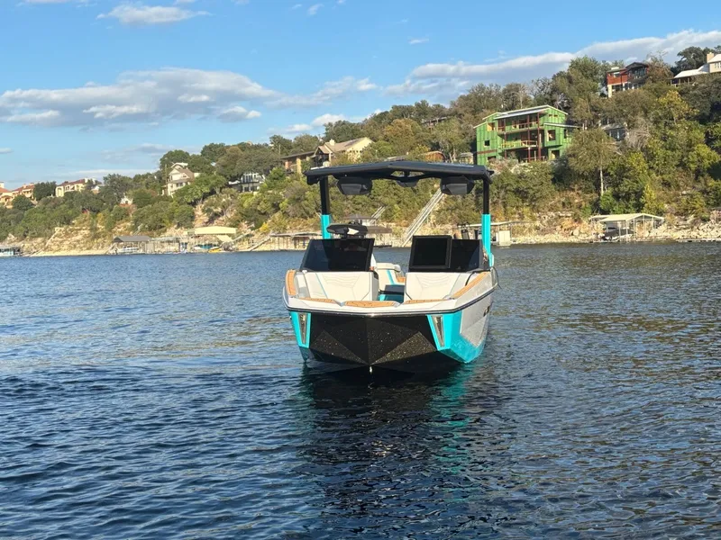 Slide: The Image of Nautique G25 2025 - 4